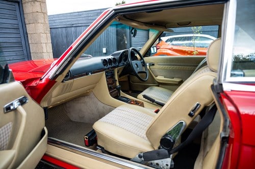 1984 Mercedes-Benz 280SL R107 For Sale (picture 56 of 216)