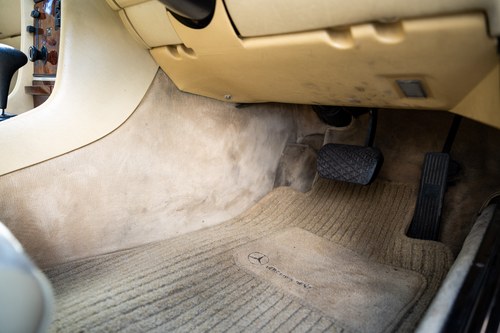 1984 Mercedes-Benz 280SL R107 For Sale (picture 64 of 216)