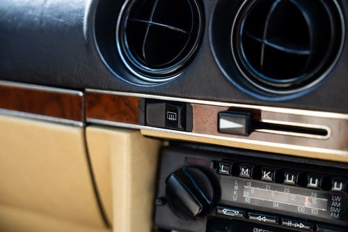 1984 Mercedes-Benz 280SL R107 For Sale (picture 89 of 216)