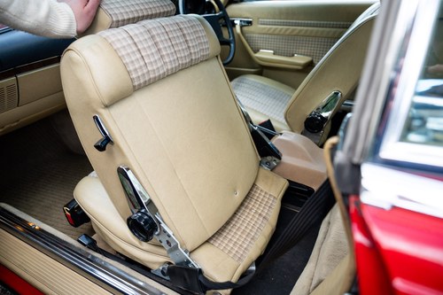 1984 Mercedes-Benz 280SL R107 For Sale (picture 96 of 216)