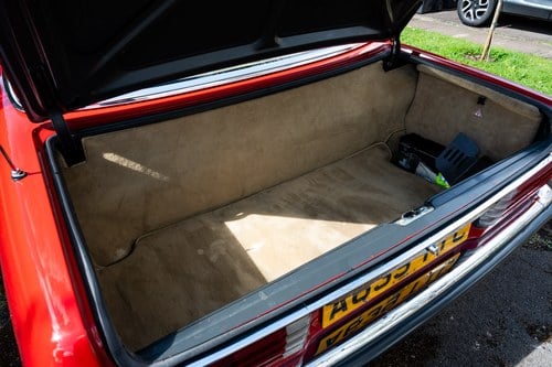 1984 Mercedes-Benz 280SL R107 For Sale (picture 116 of 216)