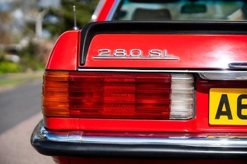 1984 Mercedes-Benz 280SL R107 For Sale (picture 138 of 216)