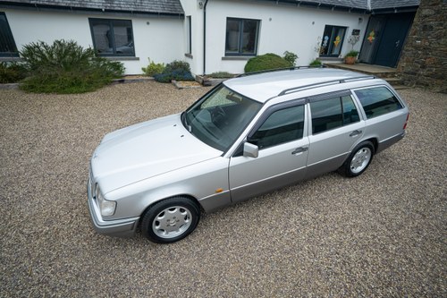1994 Mercedes-Benz E280 S124 For Sale (picture 20 of 193)