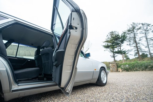 1994 Mercedes-Benz E280 S124 For Sale (picture 35 of 193)