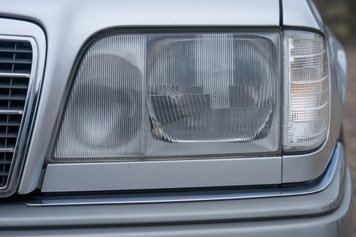 1994 Mercedes-Benz E280 S124 For Sale (picture 89 of 193)