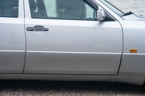 1994 Mercedes-Benz E280 S124 For Sale (picture 83 of 193)