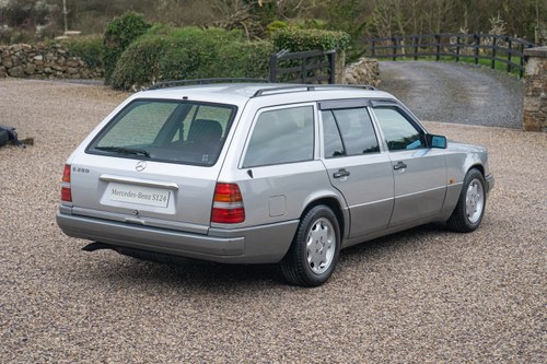1994 Mercedes-Benz E280 S124 For Sale (picture 19 of 193)