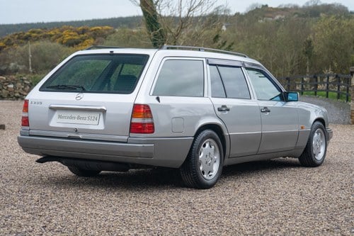 1994 Mercedes-Benz E280 S124 For Sale (picture 9 of 193)