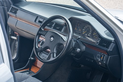 1994 Mercedes-Benz E280 S124 For Sale (picture 58 of 193)