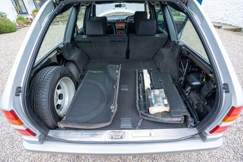 1994 Mercedes-Benz E280 S124 For Sale (picture 77 of 193)