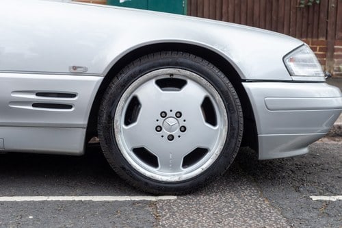 1999 Mercedes-Benz SL500 R129 till salu (bild 38 av 146)