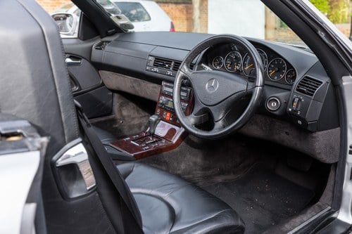 1999 Mercedes-Benz SL500 R129 till salu (bild 42 av 146)