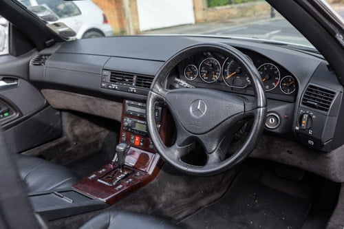 1999 Mercedes-Benz SL500 R129 till salu (bild 43 av 146)