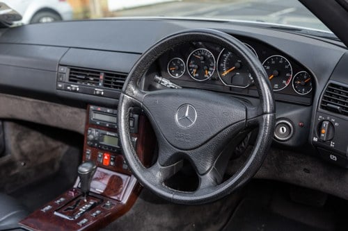 1999 Mercedes-Benz SL500 R129 till salu (bild 44 av 146)