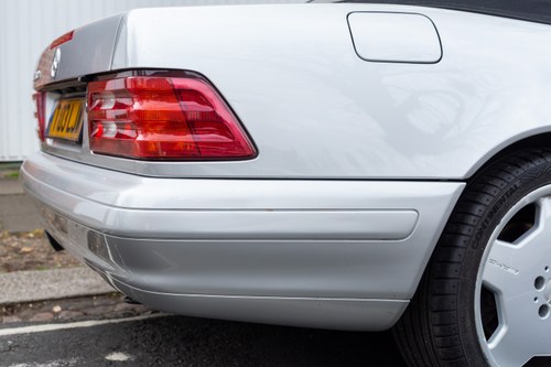 1999 Mercedes-Benz SL500 R129 till salu (bild 79 av 146)