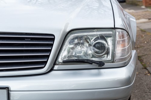 1999 Mercedes-Benz SL500 R129 till salu (bild 82 av 146)