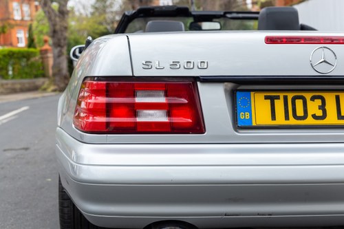 1999 Mercedes-Benz SL500 R129 till salu (bild 90 av 146)