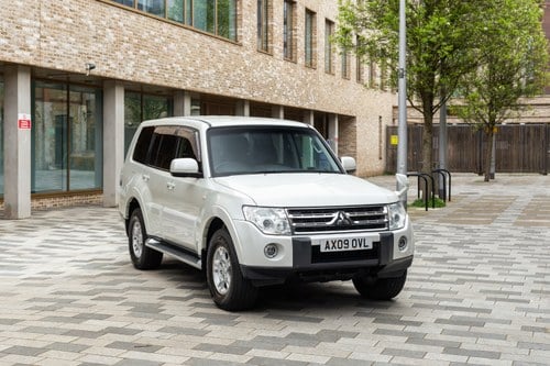 2009 Mitsubishi Pajero Shogun LWB For Sale (picture 23 of 119)