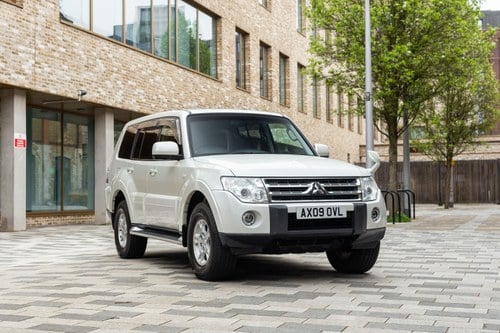 2009 Mitsubishi Pajero Shogun LWB For Sale (picture 24 of 119)