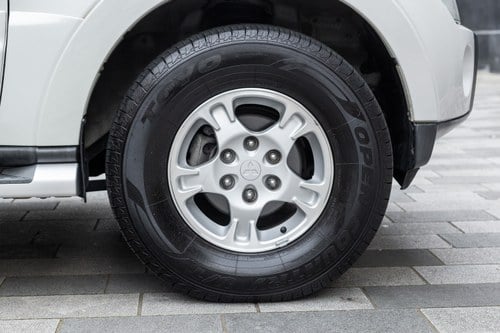 2009 Mitsubishi Pajero Shogun LWB For Sale (picture 37 of 119)