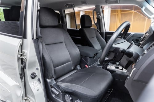 2009 Mitsubishi Pajero Shogun LWB For Sale (picture 49 of 119)