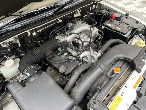 2009 Mitsubishi Pajero Shogun LWB For Sale (picture 87 of 119)