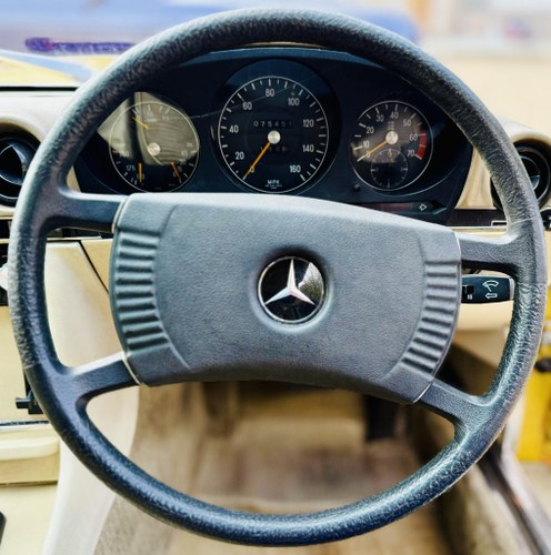 1974 Mercedes-Benz 450SLC C107 For Sale (picture 26 of 152)