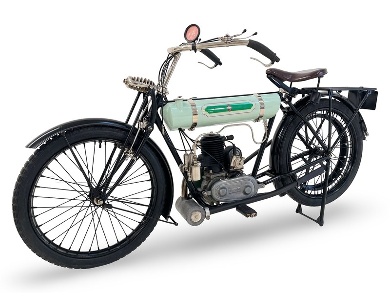 Triumph First Model 1922 Triumph Model LW 'Junior' 225cc Green Manual in United Kingdom ...