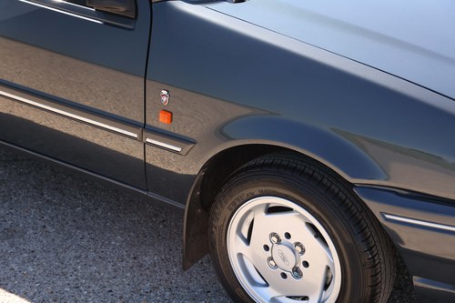 1993 Ford Fiesta Ghia Automatic 25k miles à vendre (picture 28 of 105)