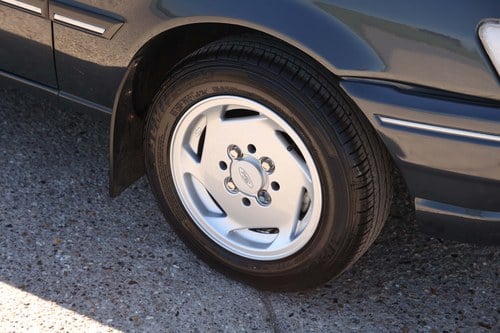 1993 Ford Fiesta Ghia Automatic 25k miles à vendre (picture 29 of 105)