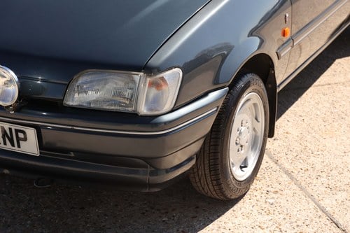 1993 Ford Fiesta Ghia Automatic 25k miles à vendre (picture 36 of 105)