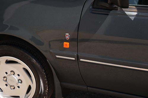 1993 Ford Fiesta Ghia Automatic 25k miles à vendre (picture 43 of 105)