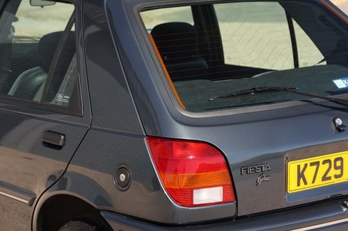 1993 Ford Fiesta Ghia Automatic 25k miles à vendre (picture 80 of 105)