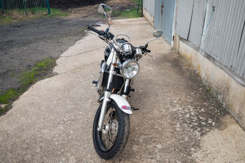 1997 Triumph Thunderbird 900 à vendre (picture 5 of 97)