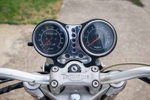 1997 Triumph Thunderbird 900 à vendre (picture 22 of 97)