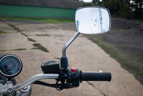 1997 Triumph Thunderbird 900 à vendre (picture 29 of 97)