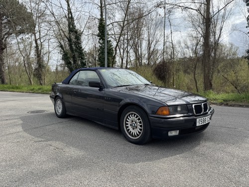 1993 BMW E36 325i Cabriolet For Sale (picture 10 of 34)
