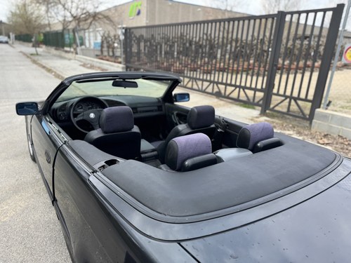 1993 BMW E36 325i Cabriolet For Sale (picture 16 of 34)