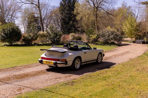 1989 Porsche 911 Carrera Cabriolet Sport zum Verkauf (Bild 8 von 258)