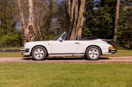 1989 Porsche 911 Carrera Cabriolet Sport zum Verkauf (Bild 14 von 258)