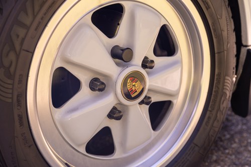 1989 Porsche 911 Carrera Cabriolet Sport zum Verkauf (Bild 29 von 258)