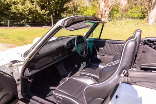 1989 Porsche 911 Carrera Cabriolet Sport zum Verkauf (Bild 35 von 258)