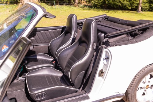 1989 Porsche 911 Carrera Cabriolet Sport zum Verkauf (Bild 38 von 258)