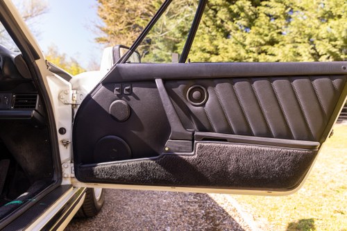 1989 Porsche 911 Carrera Cabriolet Sport zum Verkauf (Bild 47 von 258)