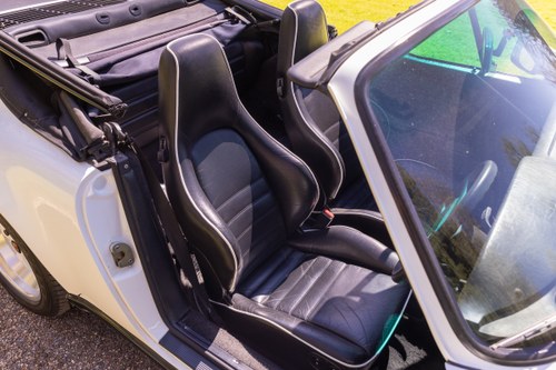 1989 Porsche 911 Carrera Cabriolet Sport zum Verkauf (Bild 54 von 258)