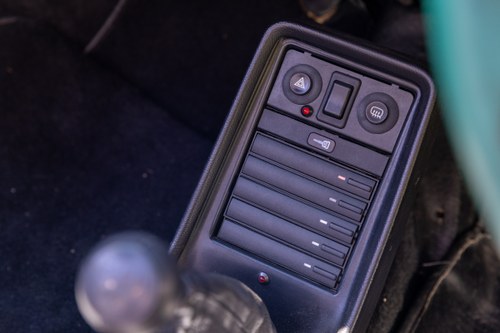 1989 Porsche 911 Carrera Cabriolet Sport zum Verkauf (Bild 61 von 258)