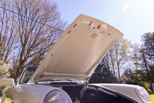 1989 Porsche 911 Carrera Cabriolet Sport zum Verkauf (Bild 67 von 258)