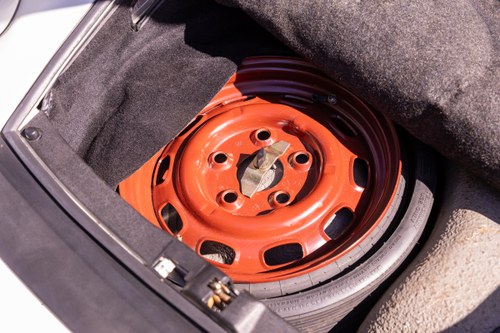 1989 Porsche 911 Carrera Cabriolet Sport zum Verkauf (Bild 68 von 258)