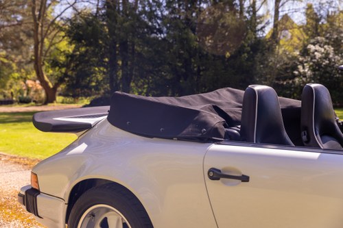 1989 Porsche 911 Carrera Cabriolet Sport zum Verkauf (Bild 72 von 258)