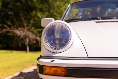 1989 Porsche 911 Carrera Cabriolet Sport zum Verkauf (Bild 87 von 258)